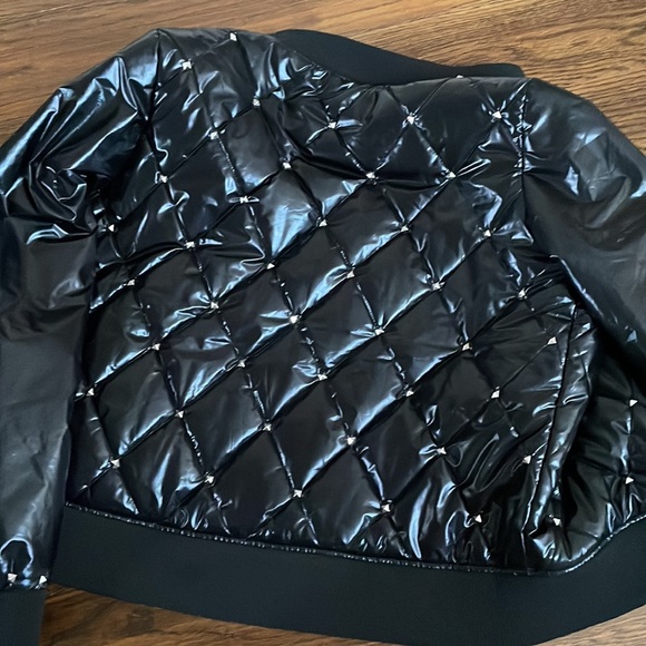 Generation Love quilted light puffer coat with silver grommets. - Picture 4 of 4